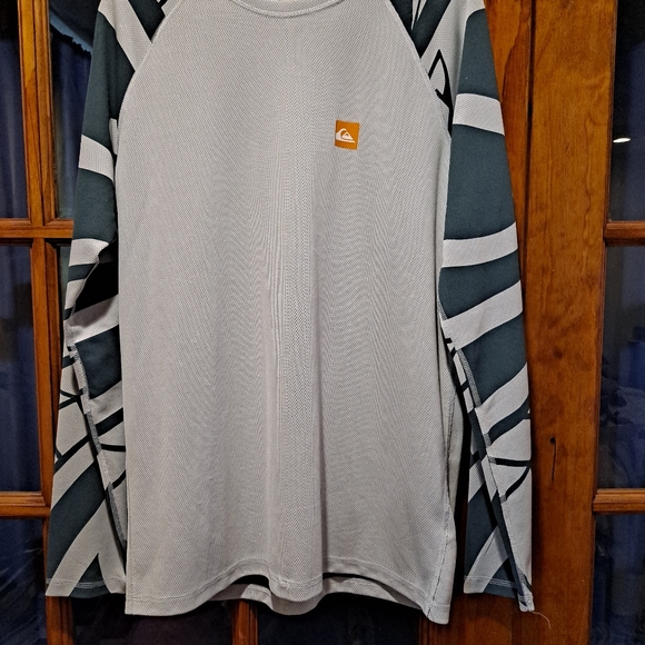 Quiksilver Shirts Quiksilver Long Sleeve Shirt Poshmark